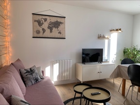 Salon Eugénie  www.gitesdesgirouettes.fr