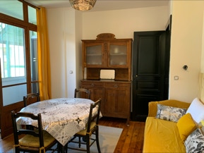 gite appartement salon Paula Luchon www.gitesdesgirouettes.fr